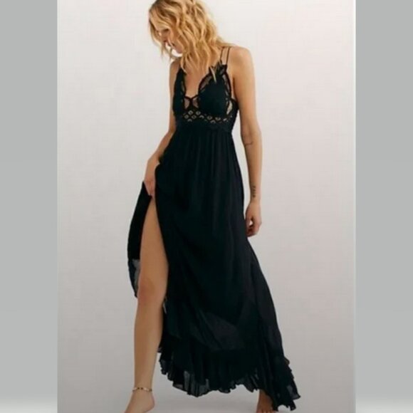 Free People Adella Maxi Dress in Black Size S NWT - Picture 2 of 9